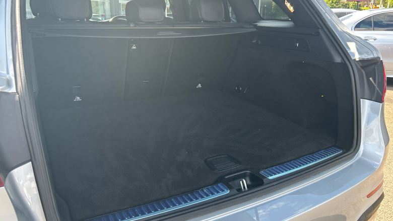 Mercedes-Benz GLC 300 4Matic AMG Line 5dr 9G-Tronic Petrol Estate